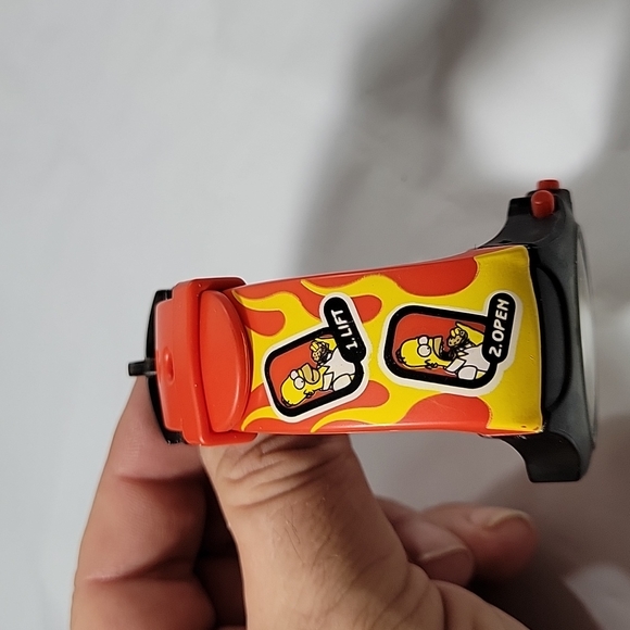 The Simpsons Talking Watch  -- ITEM #573 - Picture 4 of 9